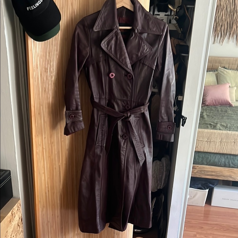 Wilson wine colored Trench Coat Classic leather